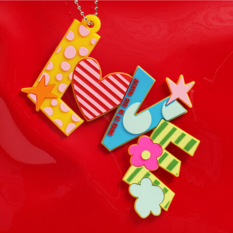 277302-bolsa-plastificada-rojo-love (1)