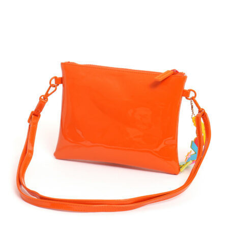 277318-bandolera-plana-love-pvc-naranja (1)